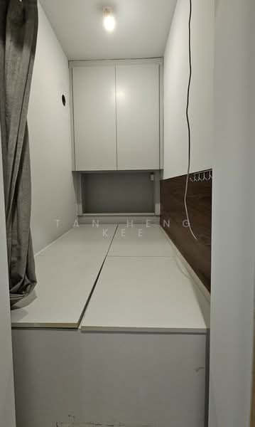 Waterford Residence, 21 Kim Yam Road, 2 Bedrooms, 1,055 sqft, Condominium For Sale, by Tan Heng Kee, 500126848 - Bomb Shelter - PropertyGuru.com.sg