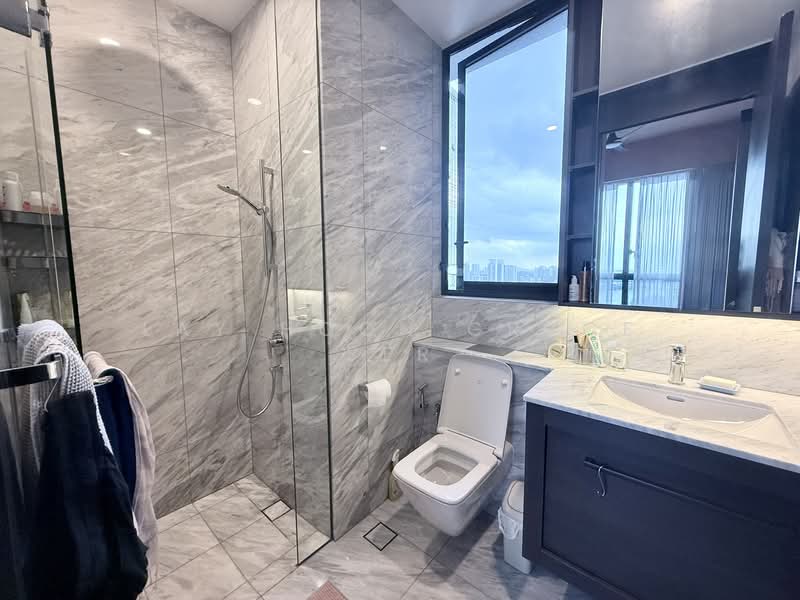 Sky Everton, 50 Everton Road, 4 Bedrooms, 1,356 sqft, Condominium For Rent, by Lay Hoon Grace Ser, 500126856 - Bathroom - PropertyGuru.com.sg