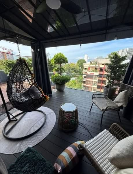 Level 2 roof terrace 
