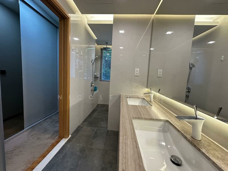 Este Villa, Nim Road, 5 Bedrooms, 3,423 sqft, Cluster House For Sale, by Nicole Chia, 500126870 - Bathroom - PropertyGuru.com.sg