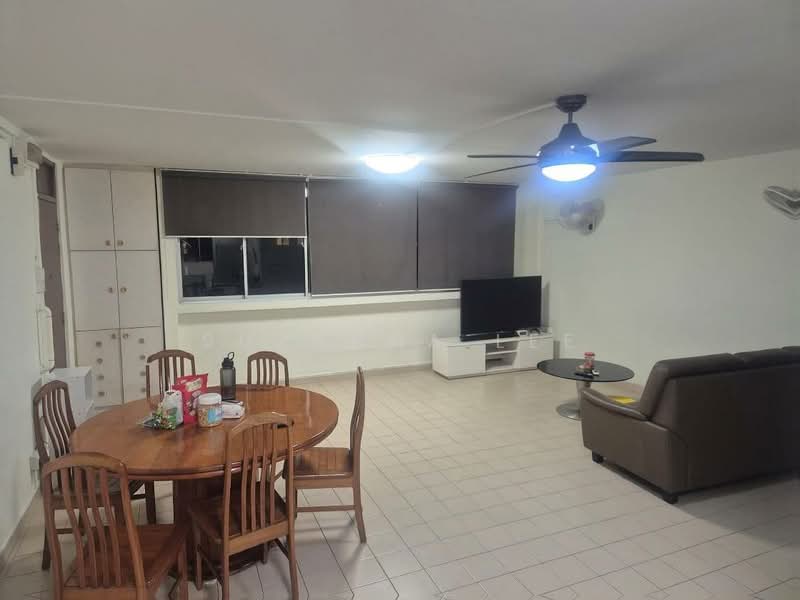 344 Ubi Avenue 1, 344 Ubi Avenue 1, 3 Bedrooms, 1,119 sqft, HDB Flat For Sale, by Suzanna Lee, 500126875 - Living Room - PropertyGuru.com.sg