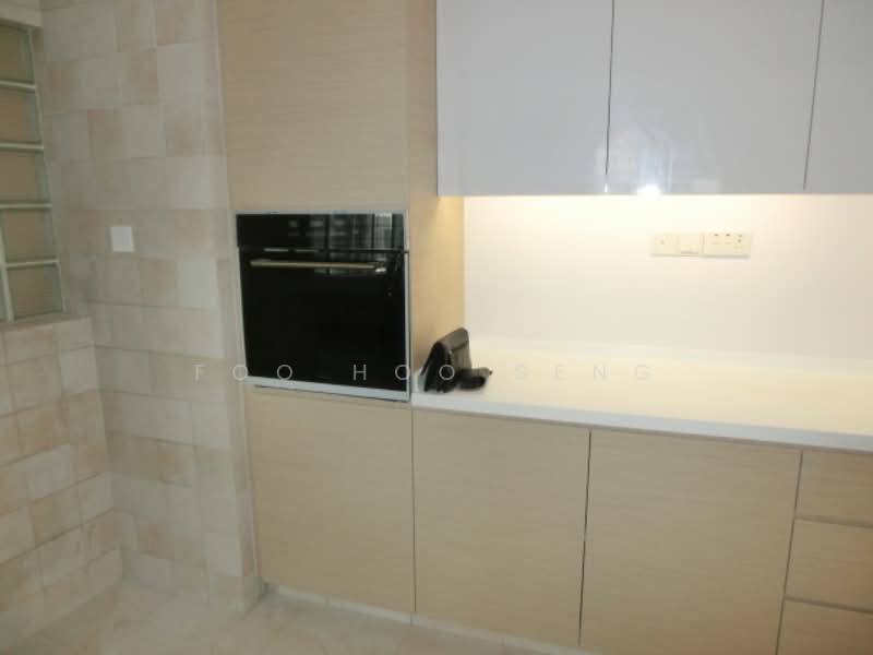 Cairnhill Plaza, 55 Cairnhill Road, 3 Bedrooms, 2,852 sqft, Condominium For Sale, by Foo Hoo Seng, 500126876 - RENOVATED KITCHEN  - PropertyGuru.com.sg
