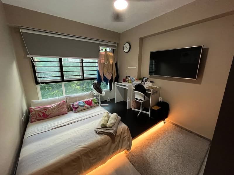 669B Edgefield Plains, 669B Edgefield Plains, 3 Bedrooms, 1,216 sqft, HDB Flat For Sale, by Mirza Amir, 500126878 - Bedroom - PropertyGuru.com.sg