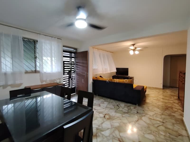 140 Petir Road, 140 Petir Road, 3 Bedrooms, 1,098 sqft, HDB Flat For Rent, by Angela Khoo, 500126882 - Living Room - PropertyGuru.com.sg