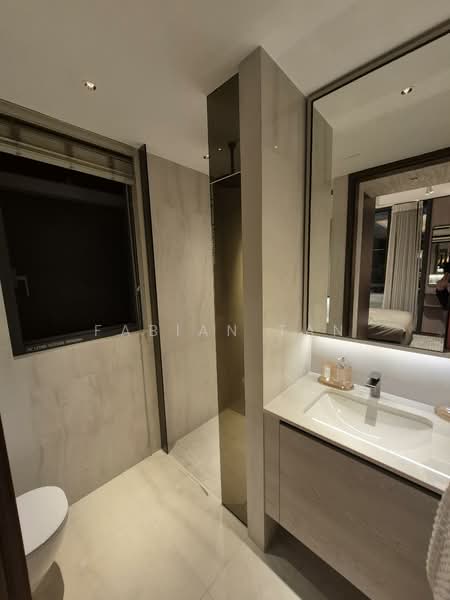 Discounted Freehold, , 5 Bedrooms, 1,905 sqft, Condominium For Sale, by Fabian Tan, 500126884 - Bathroom - PropertyGuru.com.sg