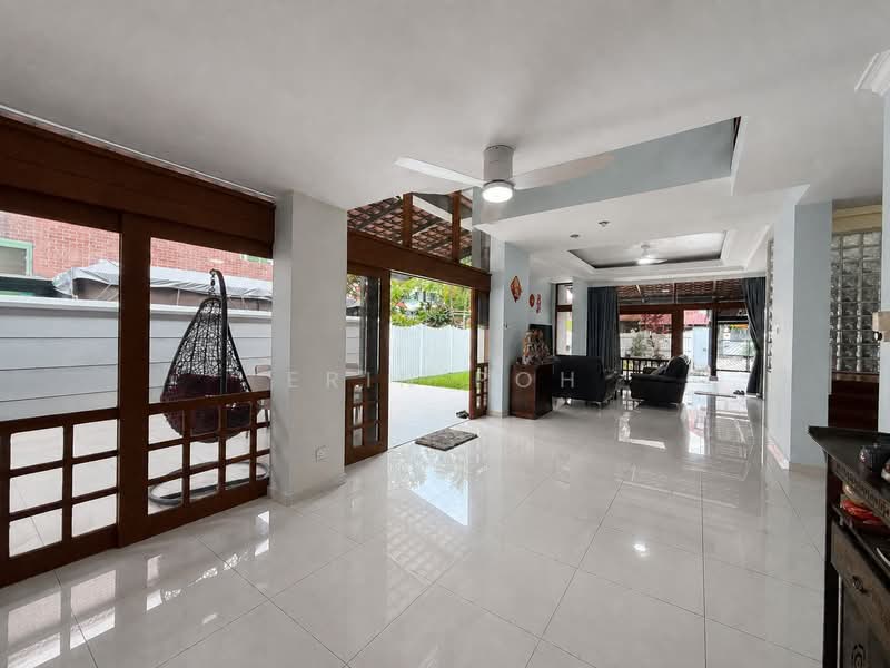 Mimosa Villas, Mimosa Walk, 4 Bedrooms, 4,000 sqft, Semi-Detached House For Sale, by Erin Poh, 500126899 - Living Room - PropertyGuru.com.sg