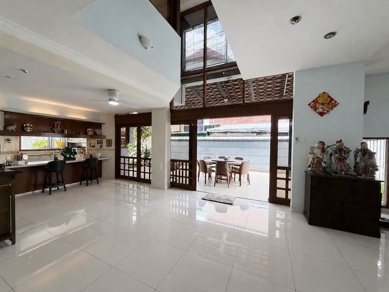 Mimosa Villas, Mimosa Walk, 4 Bedrooms, 4,000 sqft, Semi-Detached House For Sale, by Erin Poh, 500126899 - Living Room - PropertyGuru.com.sg