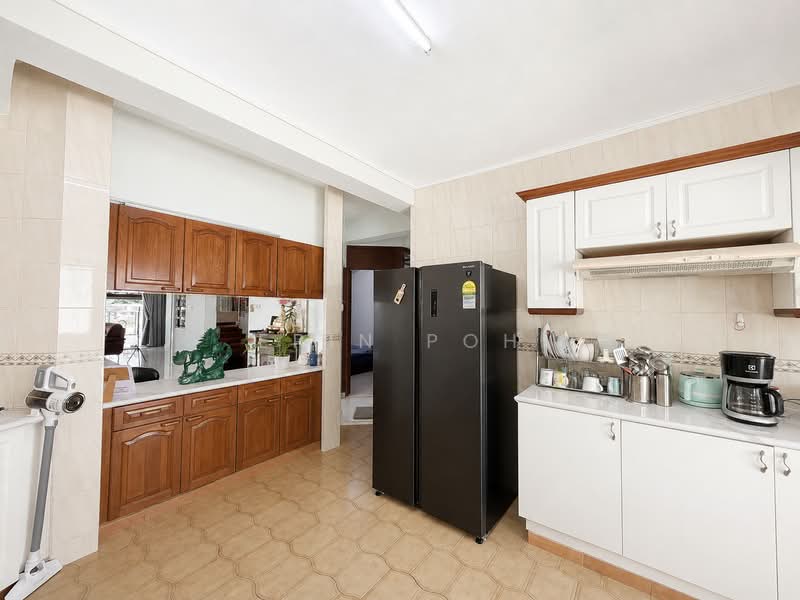 Mimosa Villas, Mimosa Walk, 4 Bedrooms, 4,000 sqft, Semi-Detached House For Sale, by Erin Poh, 500126899 - Kitchen - PropertyGuru.com.sg