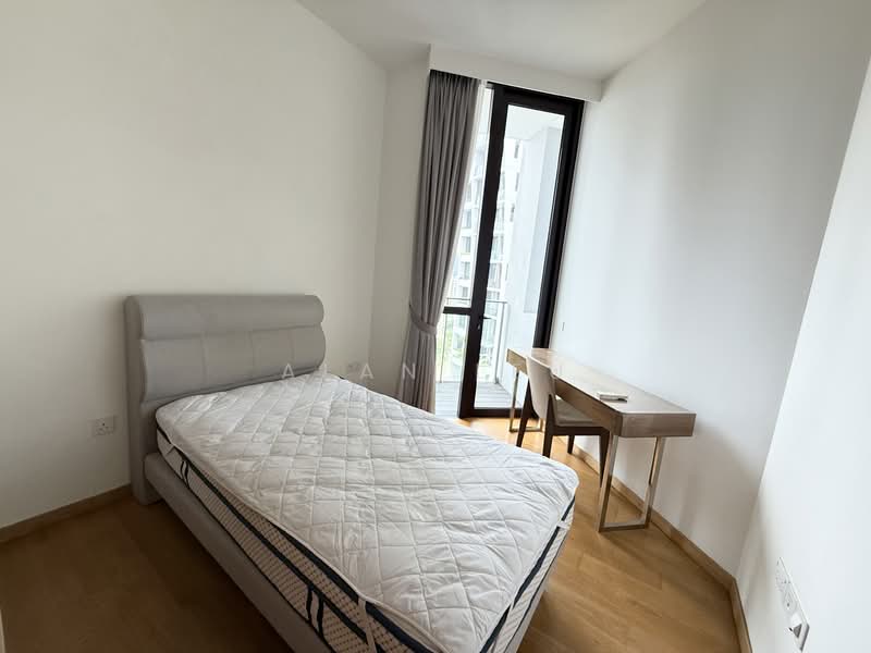 The Crest, 101 Prince Charles Crescent, 4 Bedrooms, 1,646 sqft, Condominium For Sale, by Alan Leu, 500126905 - Bedroom - PropertyGuru.com.sg