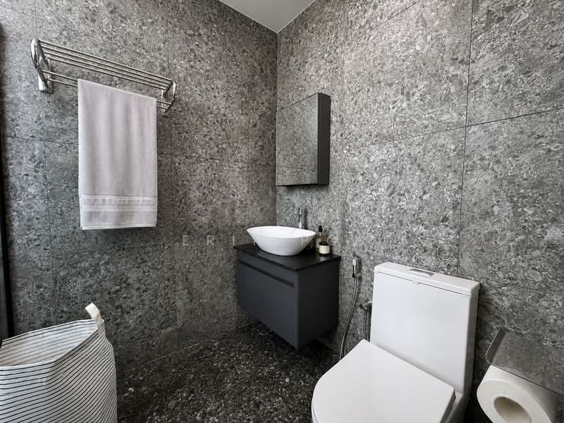The Morning Glory, 24 Sirat Road, 3 Bedrooms, 1,066 sqft, Condominium For Sale, by Erin Poh, 500126909 - Bathroom - PropertyGuru.com.sg