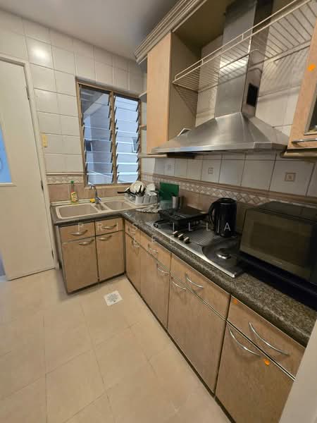 Regent Park, , Room Rental, 100 sqft, Condominium For Rent, by Priscilla Lee, 500126910 - Kitchen - PropertyGuru.com.sg