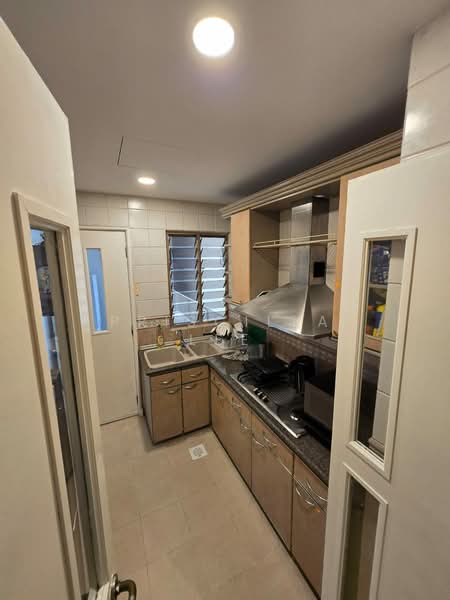 Regent Park, , Room Rental, 100 sqft, Condominium For Rent, by Priscilla Lee, 500126910 - Kitchen - PropertyGuru.com.sg