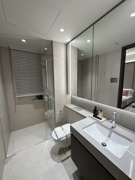 Hudson Place Residences, , 4 Bedrooms, 1,432 sqft, Condominium For Sale, by Anna Lee, 500126921 - Bathroom - PropertyGuru.com.sg