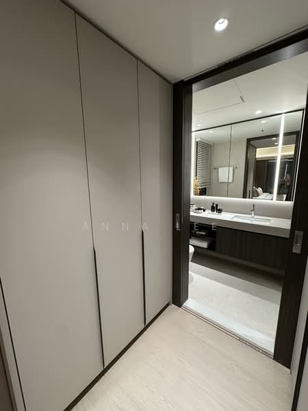 Hudson Place Residences, , 4 Bedrooms, 1,432 sqft, Condominium For Sale, by Anna Lee, 500126921 - Bathroom - PropertyGuru.com.sg