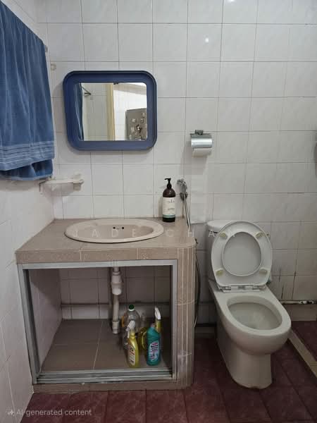 233 Compassvale Walk, 233 Compassvale Walk, 3 Bedrooms, 1,324 sqft, HDB Flat For Sale, by Jade Chan, 500126924 - Bathroom - PropertyGuru.com.sg
