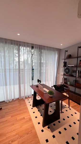 Skies Miltonia, 3 Miltonia Close, 5 Bedrooms, 4,672 sqft, Cluster House For Sale, by Desmond Liew, 500126927 - Study - PropertyGuru.com.sg