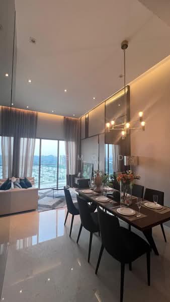 Skies Miltonia, 3 Miltonia Close, 5 Bedrooms, 4,672 sqft, Cluster House For Sale, by Desmond Liew, 500126927 - Living Room - PropertyGuru.com.sg