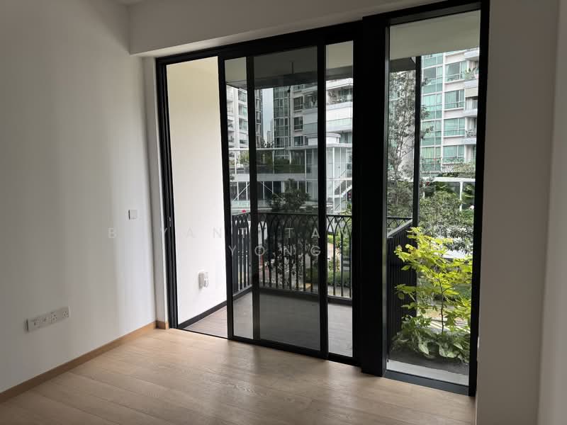 Jervois Mansion, 10 Jervois Close, 4 Bedrooms, 1,475 sqft, Condominium For Rent, by Bryant Tan Zhi Yong, 500126955 - Master Bedroom Balcony - PropertyGuru.com.sg