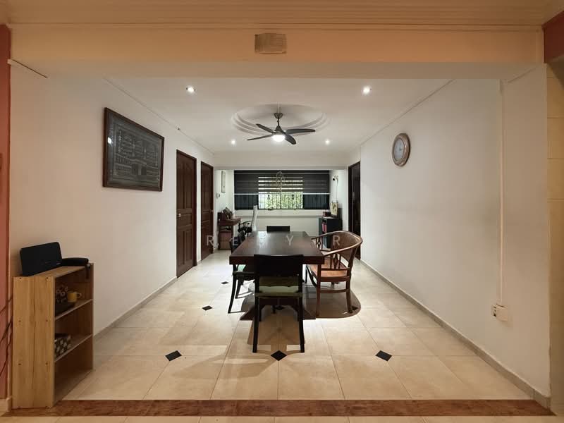 170 Bukit Batok West Avenue 8, 170 Bukit Batok West Avenue 8, 3 Bedrooms, 1,442 sqft, HDB Flat For Sale, by Remy R, 500126964 - Dining Room - PropertyGuru.com.sg