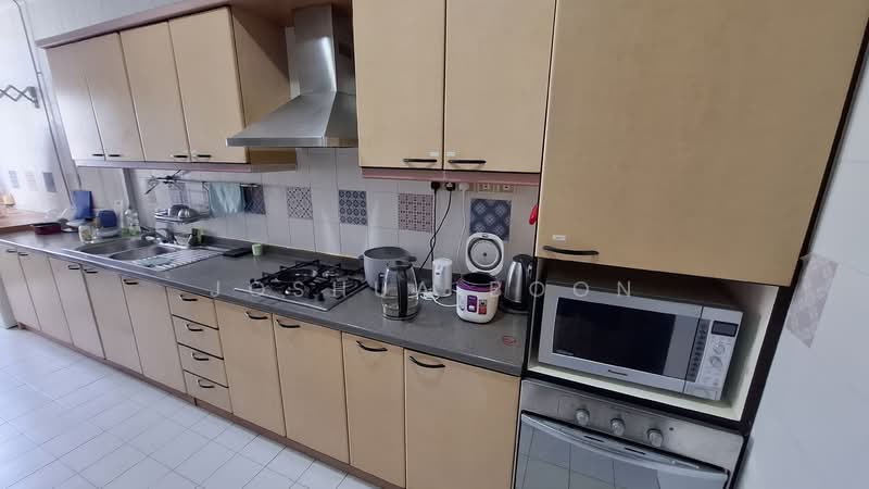 The Summit, 451 Upper East Coast Road, Room Rental, 150 sqft, Condominium For Rent, by Joshua Boon, 500126978 - Kitchen - PropertyGuru.com.sg