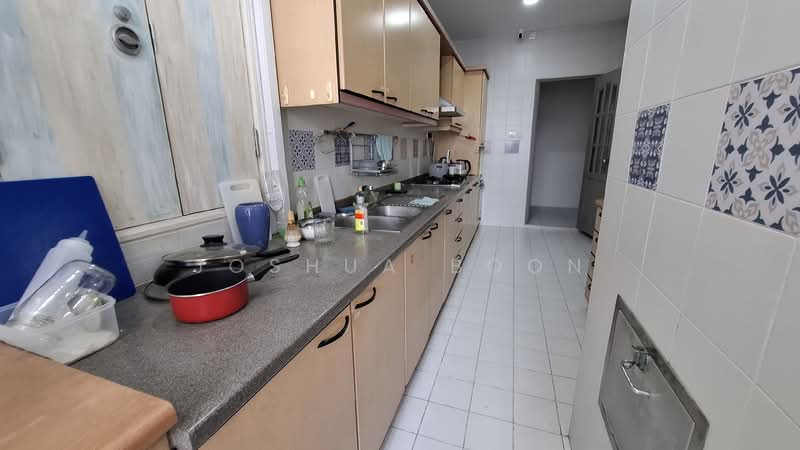 The Summit, 451 Upper East Coast Road, Room Rental, 150 sqft, Condominium For Rent, by Joshua Boon, 500126978 - Kitchen - PropertyGuru.com.sg