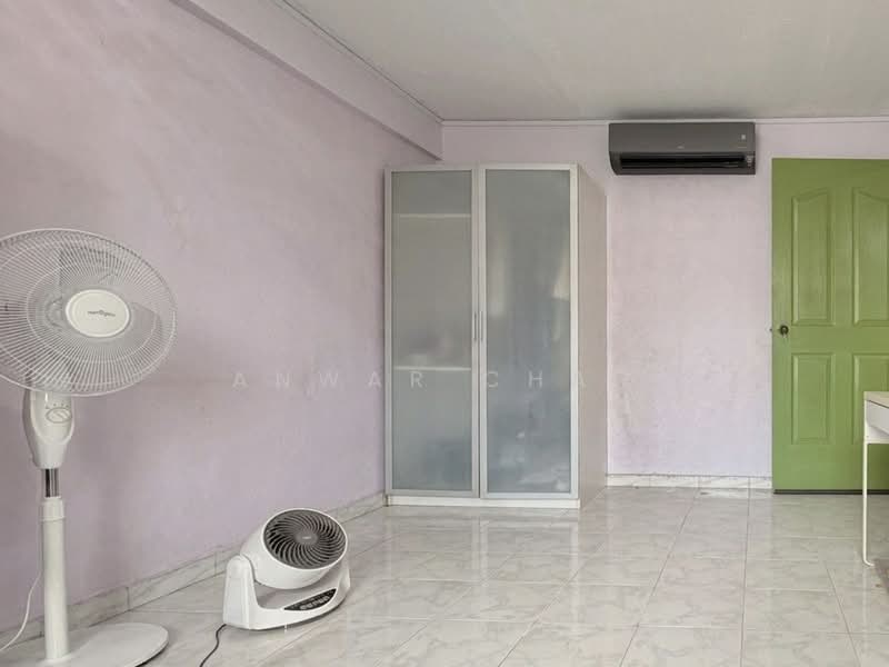 528 Bukit Batok Street 51, 528 Bukit Batok Street 51, 2 Bedrooms, 743 sqft, HDB Flat For Sale, by Anwar Chan, 500126979 - Common Room 1 - PropertyGuru.com.sg