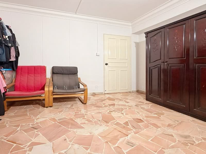 173 Hougang Avenue 1, 173 Hougang Avenue 1, 3 Bedrooms, 1,077 sqft, HDB Flat For Sale, by Anwar Chan, 500126986 - Bedroom - PropertyGuru.com.sg
