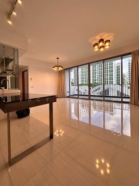 Woodhaven, 71 Woodgrove Avenue, 3 Bedrooms, 1,119 sqft, Condominium For Sale, by Lucy Tan Loo Sie, 500126987 - Living Room - PropertyGuru.com.sg