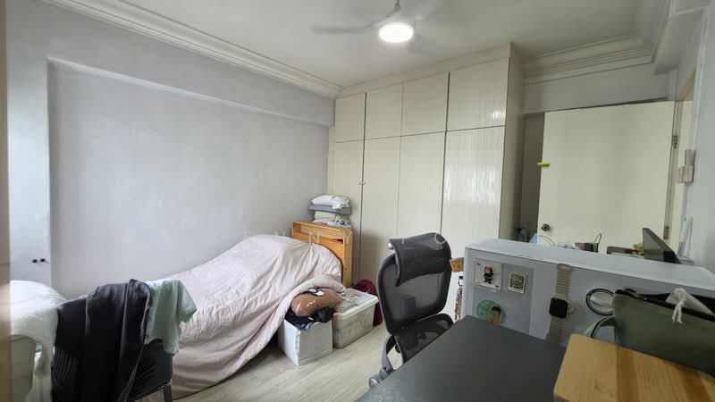 112 Tampines Street 11, 112 Tampines Street 11, 2 Bedrooms, 807 sqft, HDB Flat For Sale, by Kenny Poh, 500127006 - Bedroom - PropertyGuru.com.sg
