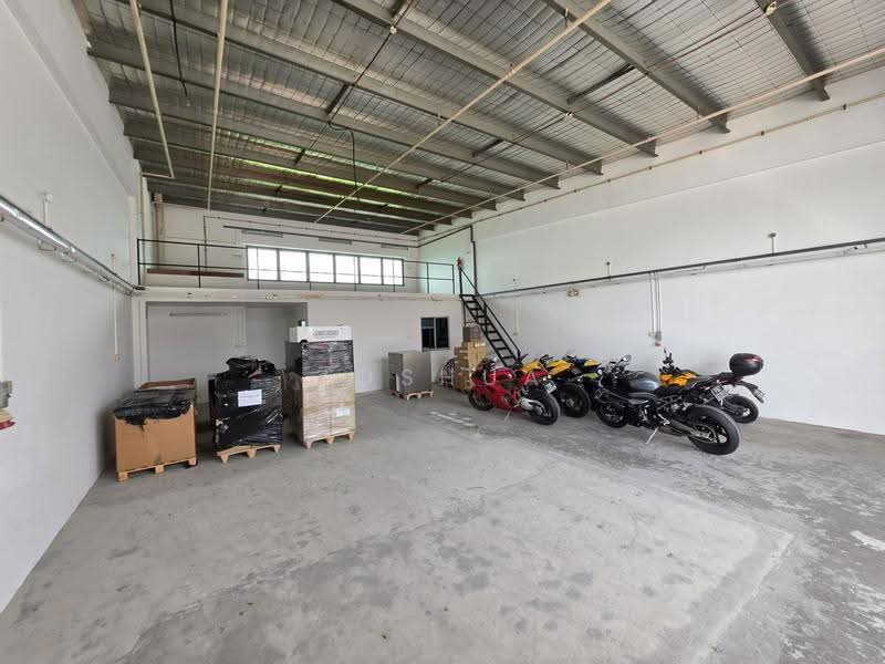 Premier @ Kaki Bukit, 8 Kaki Bukit Avenue 4, Eunos / Geylang / Paya Lebar, 1,507 sqft, Factory / Workshop (B2) For Rent, by Joshua Boon, 500127012 - Interior - CommercialGuru.com.sg