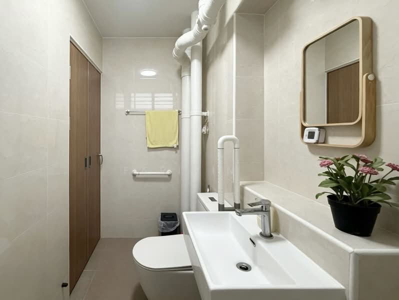 155 Yung Loh Road, 155 Yung Loh Road, 3 Bedrooms, 1,140 sqft, HDB Flat For Sale, by Farihin ., 500127022 - PropertyGuru.com.sg
