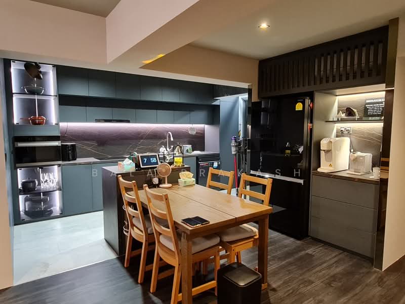 422A Northshore Drive, 422A Northshore Drive, 3 Bedrooms, 1,216 sqft, HDB Flat For Sale, by Bala Prakash, 500127026 - Dining & Pantry - PropertyGuru.com.sg
