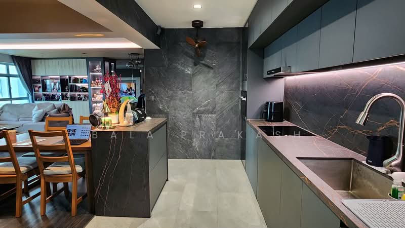 422A Northshore Drive, 422A Northshore Drive, 3 Bedrooms, 1,216 sqft, HDB Flat For Sale, by Bala Prakash, 500127026 - Dry/Wet Kitchen - PropertyGuru.com.sg