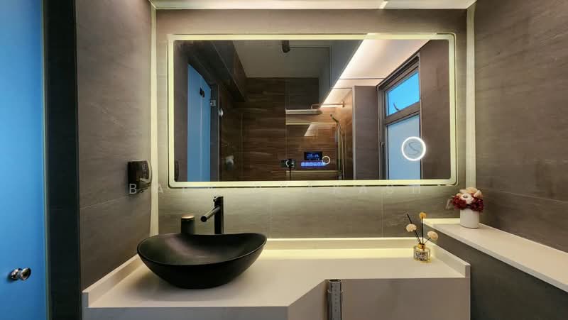 422A Northshore Drive, 422A Northshore Drive, 3 Bedrooms, 1,216 sqft, HDB Flat For Sale, by Bala Prakash, 500127026 - Common Bathroom - PropertyGuru.com.sg
