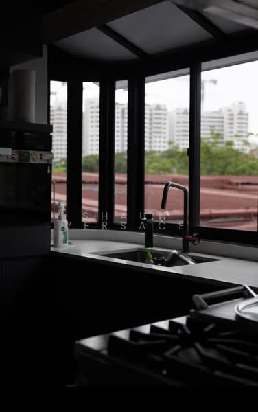 78 Moh Guan Terrace, 78 Moh Guan Terrace, 2 Bedrooms, 818 sqft, Walk-up Apartment For Sale, by Shaun Versace, 500127053 - Kitchen - PropertyGuru.com.sg