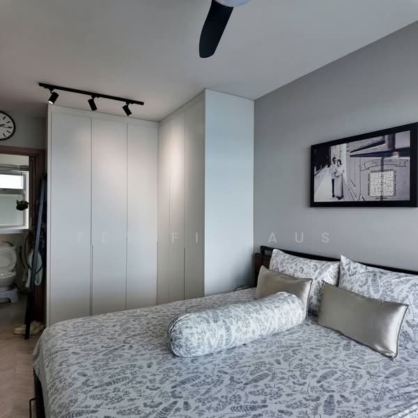 422B Northshore Dr, 422B Northshore Dr, 3 Bedrooms, 1,216 sqft, HDB Flat For Sale, by Fey Firdaus, 500127054 - Bedroom - PropertyGuru.com.sg