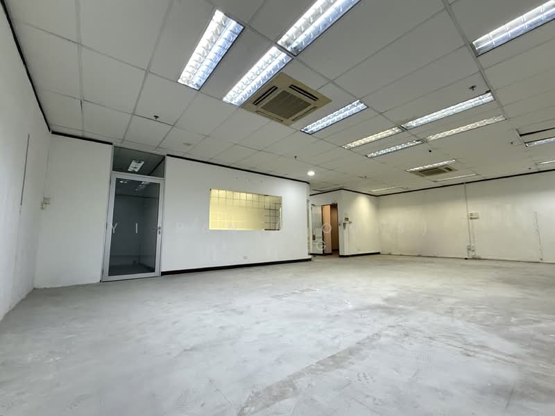 Ubi Techpark, 10 Ubi Crescent, 1,100 sqft, Light Industrial (B1) For Rent, by Yi Ran (Louis) Zhang, 500127055 - Interior - CommercialGuru.com.sg