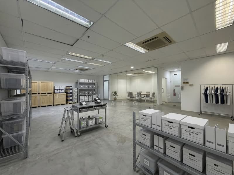 Ubi Techpark, 10 Ubi Crescent, 1,100 sqft, Light Industrial (B1) For Rent, by Yi Ran (Louis) Zhang, 500127055 - Storage/Office Visualisation - CommercialGuru.com.sg