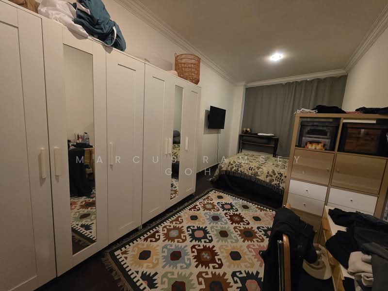 Blair road Conservation inter terrace landed for sale, Blair Road, 9 Bedrooms, 5,197 sqft, Terraced House For Sale, by Marcus Ramsey Goh, 500127056 - Bedroom - PropertyGuru.com.sg