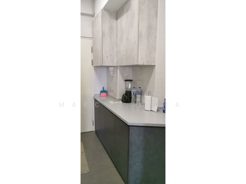 Bayshore Park, 50 Bayshore Road, 2 Bedrooms, 936 sqft, Condominium For Sale, by Marcus Chua, 500127063 - Kitchen - PropertyGuru.com.sg