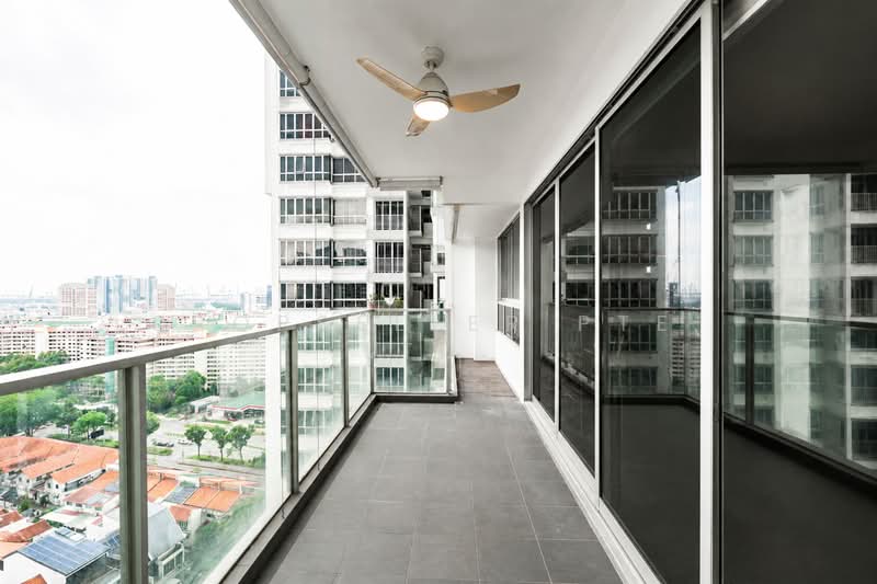 The Parc Condominium, 3 West Coast Walk, 3 Bedrooms, 1,302 sqft, Condominium For Sale, by Wes Teo, 500127075 - Balcony - PropertyGuru.com.sg