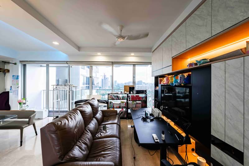 The Parc Condominium, 3 West Coast Walk, 3 Bedrooms, 1,302 sqft, Condominium For Sale, by Wes Teo, 500127075 - Living Room - PropertyGuru.com.sg