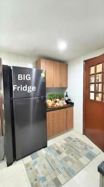 Hazel Park Condo, 27 Hazel Park Terrace, 3 Bedrooms, 1,324 sqft, Condominium For Sale, by Megah Yang, 500127080 - Kitchen - PropertyGuru.com.sg