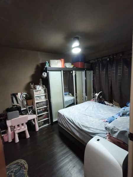547D Segar Road, 547D Segar Road, 2 Bedrooms, 721 sqft, HDB Flat For Sale, by Yeo Tong Boon, 500127081 - Bedroom - PropertyGuru.com.sg