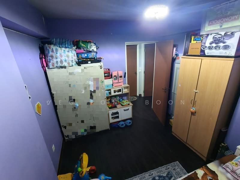 547D Segar Road, 547D Segar Road, 2 Bedrooms, 721 sqft, HDB Flat For Sale, by Yeo Tong Boon, 500127081 - Bedroom - PropertyGuru.com.sg