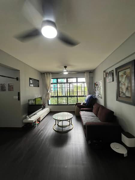 547D Segar Road, 547D Segar Road, 2 Bedrooms, 721 sqft, HDB Flat For Sale, by Yeo Tong Boon, 500127081 - Living Room - PropertyGuru.com.sg