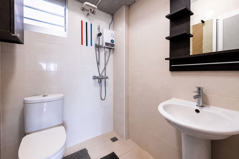 431B Yishun Avenue 1, 431B Yishun Avenue 1, 2 Bedrooms, 721 sqft, HDB Flat For Sale, by PROPSELLER PTE. LTD., 500127102 - Bathroom - PropertyGuru.com.sg