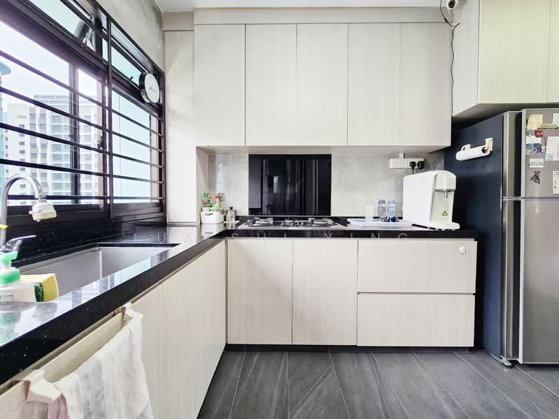 353 Kang Ching Road, 353 Kang Ching Road, 3 Bedrooms, 1,087 sqft, HDB Flat For Sale, by Lua Shi Ying, 500127109 - Kitchen - PropertyGuru.com.sg
