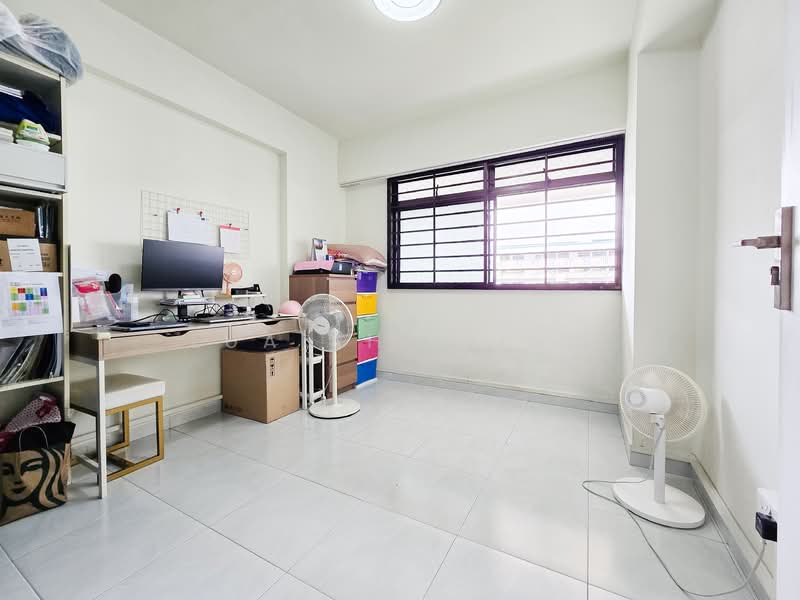 353 Kang Ching Road, 353 Kang Ching Road, 3 Bedrooms, 1,087 sqft, HDB Flat For Sale, by Lua Shi Ying, 500127109 - Study - PropertyGuru.com.sg