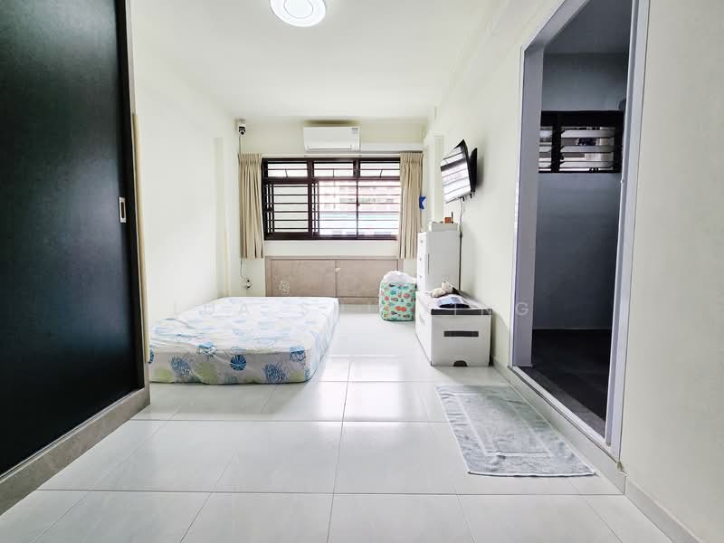 353 Kang Ching Road, 353 Kang Ching Road, 3 Bedrooms, 1,087 sqft, HDB Flat For Sale, by Lua Shi Ying, 500127109 - Bedroom - PropertyGuru.com.sg